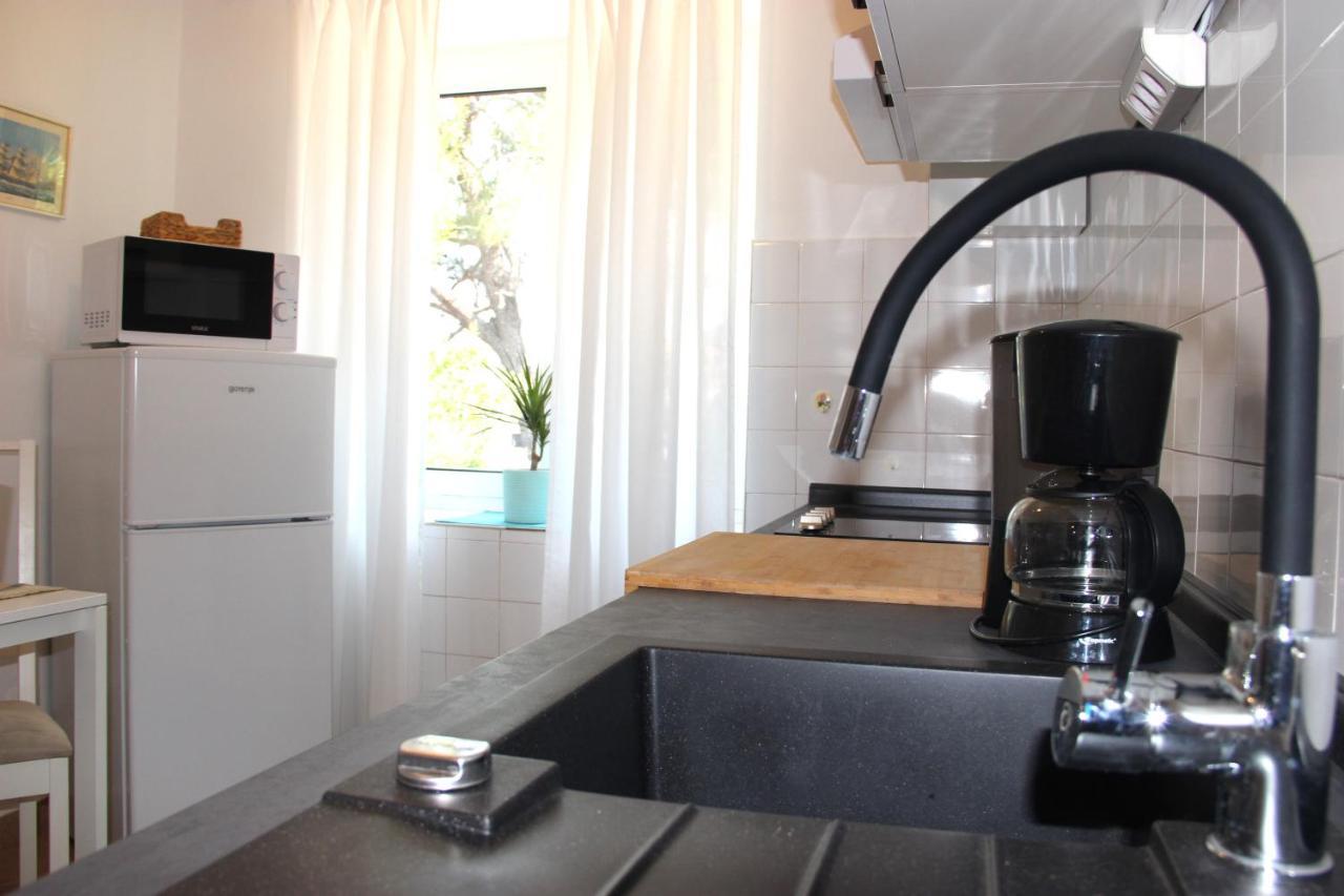 מאלי לוסיניי Cappelli Apartments - Losinj מראה חיצוני תמונה